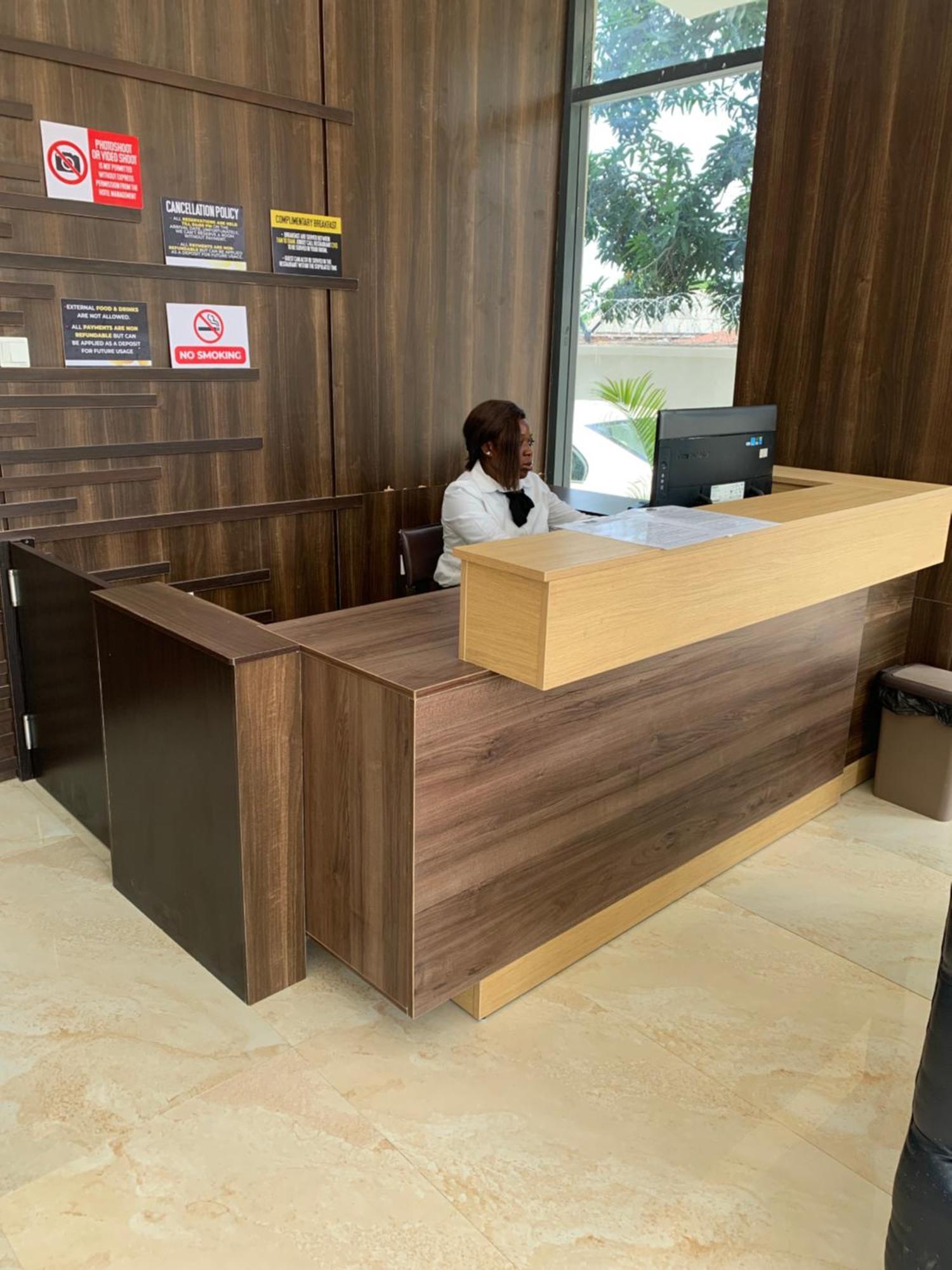 Greywood Hotel And Apartments Ikeja Exterior photo